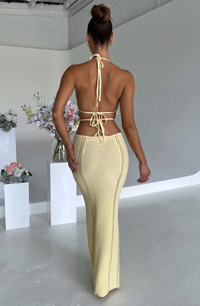 Women’s Evening Gown – Halter Neck – Waist Cut-Out – Form-Fitting Textured Knit