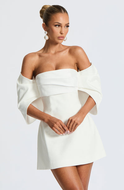 Women’s Off-Shoulder Mini Dress – Fitted Bodice – A-Line Silhouette – Elegant Evening Wear