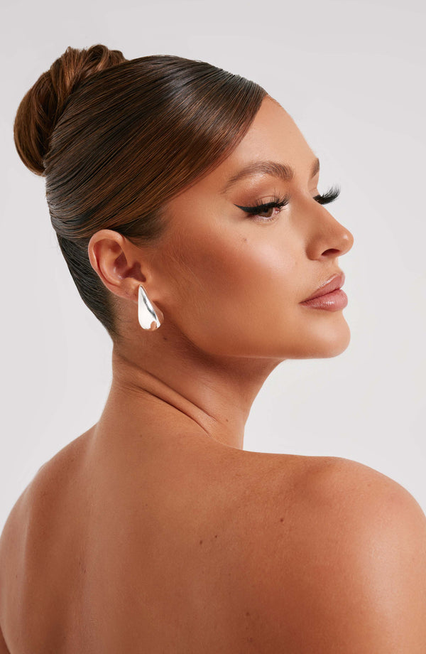 Women’s Drop Earrings - Polished Finish - Modern Fluid Shape - Elegant Statement Jewelry