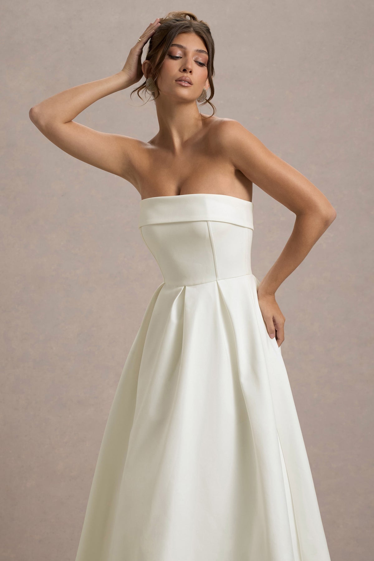 Women’s Evening Gown - Strapless A-Line Fit - Full Length Formal Dress
