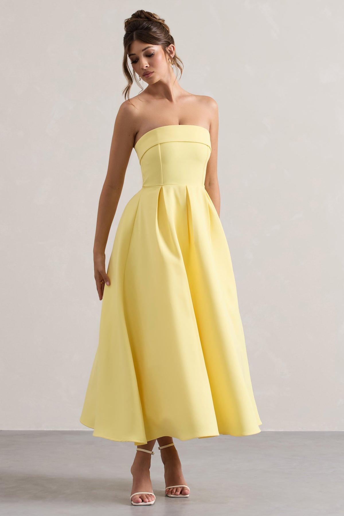 Women’s Evening Gown - Strapless A-Line Fit - Full Length Formal Dress