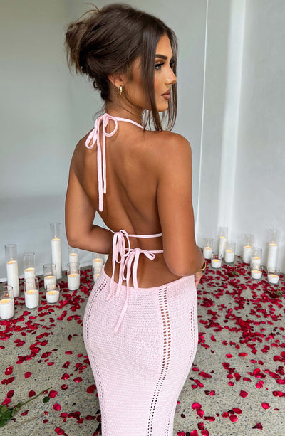 Women’s Maxi Dress - Halter Neck - Cut-Out Waist - Sleeveless Knit Elegant Fit