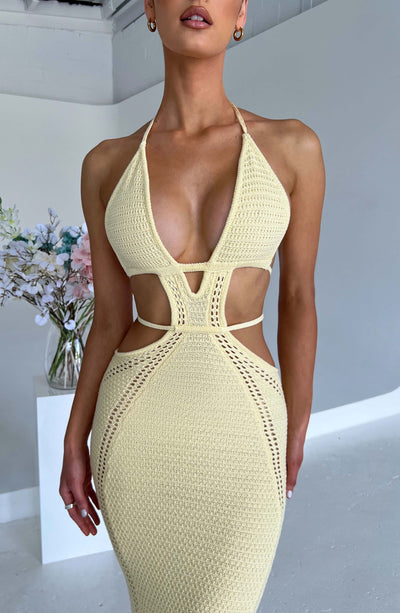 Women’s Maxi Dress - Halter Neck - Bodycon Fit - Cut-Out Detail - Sleeveless Elegant Style