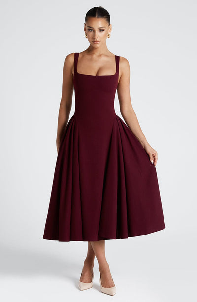 Women’s Midi Dress – Square Neckline – Fitted Bodice – A-Line Silhouette – Elegant Style
