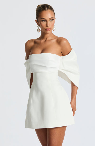 Women’s Off-Shoulder Mini Dress – Fitted Bodice – A-Line Silhouette – Elegant Evening Wear