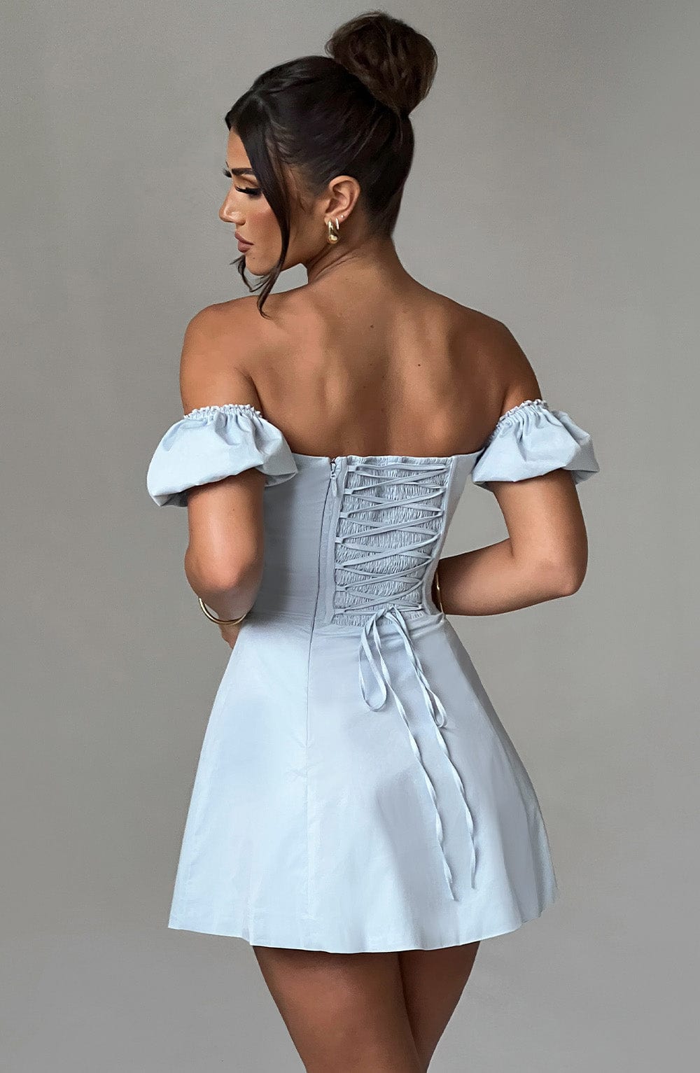 Women’s Mini Dress – Off Shoulder – Corset Bodice – Puff Sleeves – Front Slit – Fitted