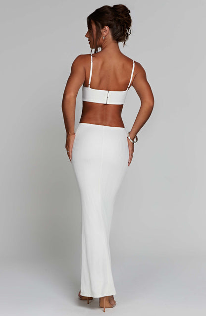 Women’s Maxi Dress - Sweetheart Neckline - Cut-Out Waist - Spaghetti Straps - Elegant Fit