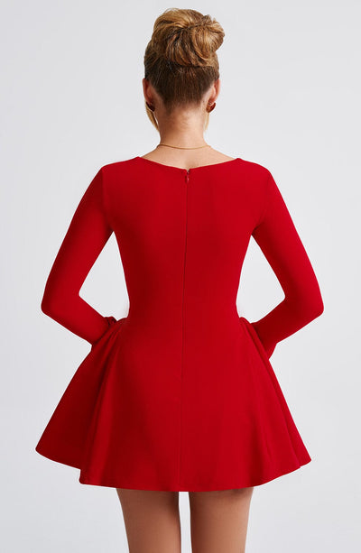 Women’s Mini Dress – Sweetheart Neckline – Long Sleeve – Fitted Bodice – Flared Skirt