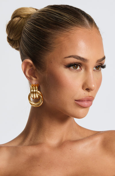 Women’s Hoop Earrings – Layered Interlocking Design – Polished Metal Statement Jewelry