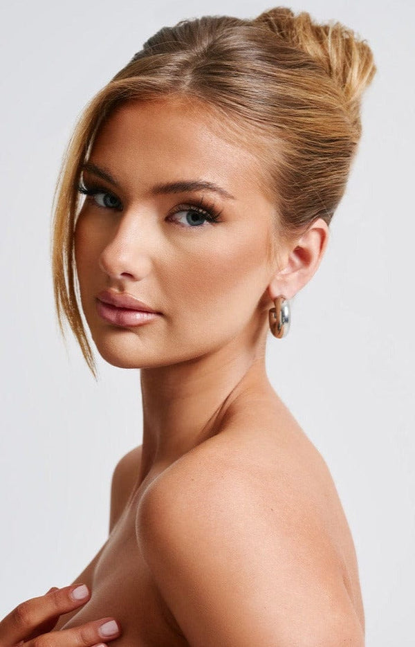 Women’s Hoop Earrings - Medium Size - Lightweight Circular Design - Secure Closure