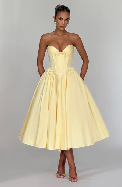 Women’s Strapless Dress - Sweetheart Neckline - A-Line Midi - Fitted Corset Bodice