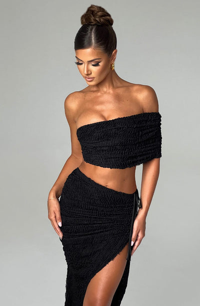 Women’s Two-Piece Set – Textured Bandeau Top – Asymmetrical High-Waist Skirt – Elegant Fit
